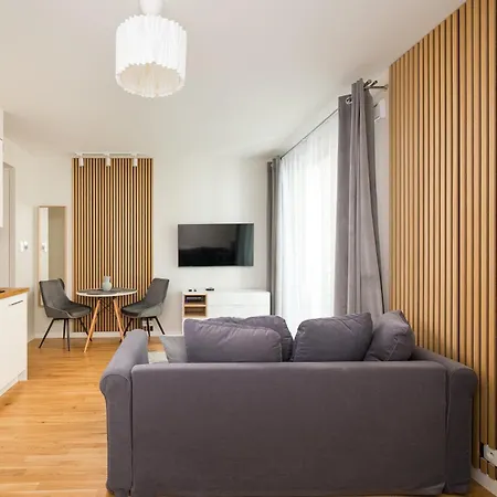 Apartman Krasinski Garden Deluxe By Bookinghost *