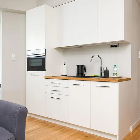 Appartement Krasinski Garden Deluxe By Bookinghost Varsovie